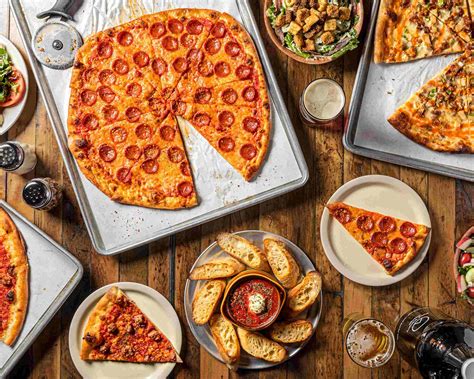 Piece pizza chicago - Aug 27, 2020 · Slice: Sicilian cheese, $3.50. Decades before Sicilian pizza became the trendy pizza style, this old-school Italian deli dished out square slices cooked in a coal-fired oven built in 1912. I’ll ... 